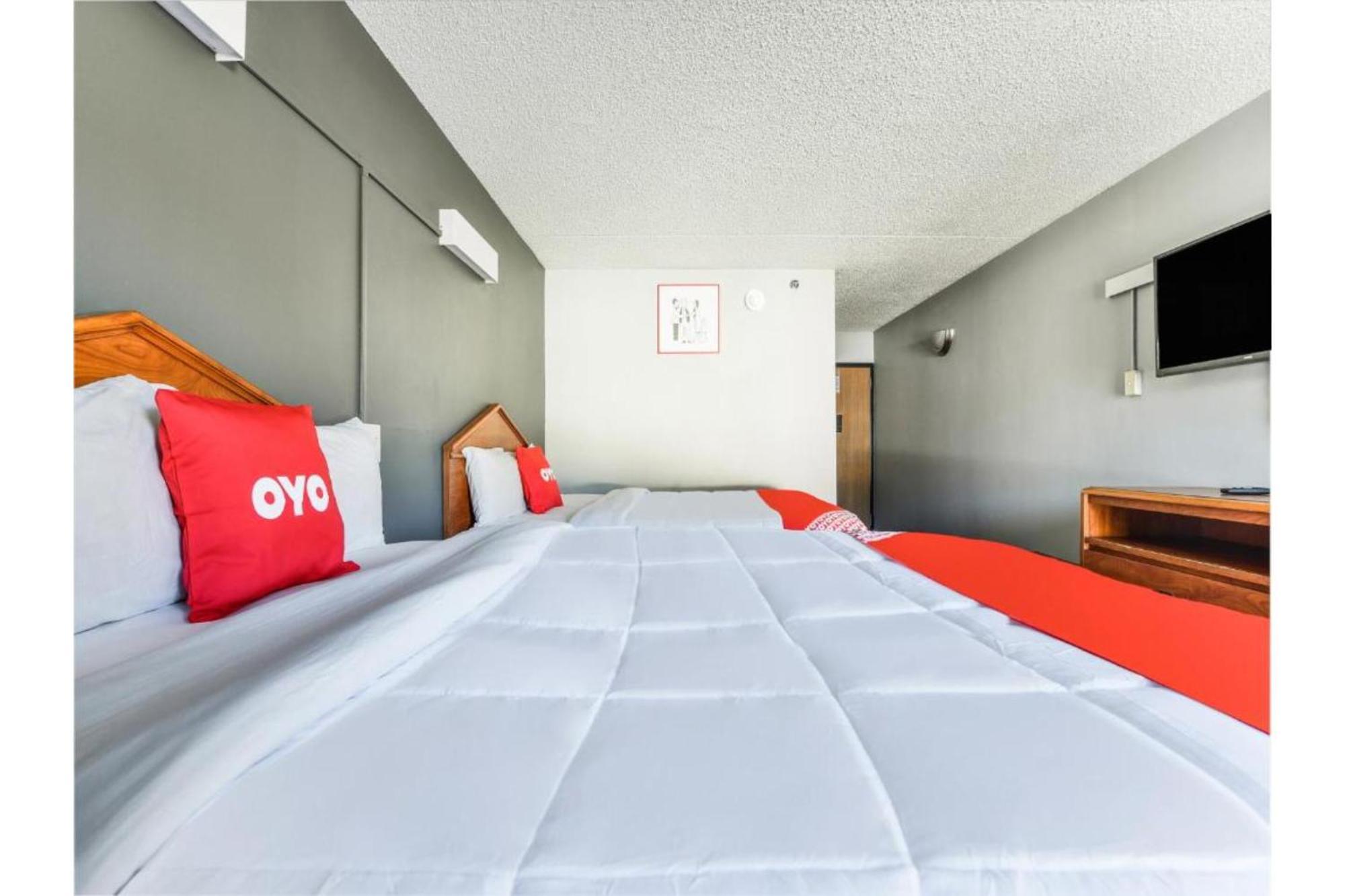 Oyo Townhouse Near Little Rock Air Force Base Hotel 2*